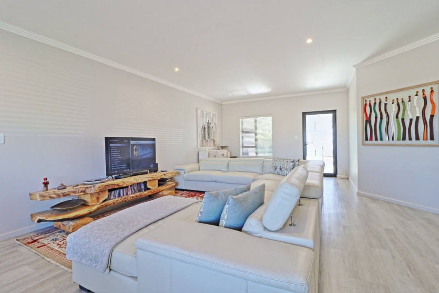 3 Bedroom Property for Sale in Diaz Beach Western Cape